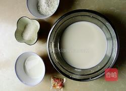 牛奶冻的做法图解1