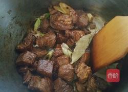 咖喱土豆炖牛肉的做法图解3