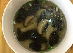 山药香菇木耳汤