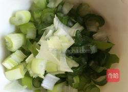 烫面葱油饼的做法图解3