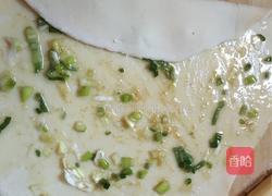 烫面葱油饼的做法图解12