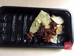 泡椒花生的做法图解3