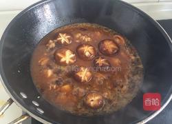 香菇烧鸡块的做法图解9