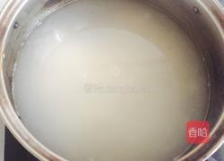 酒酿蛋花汤的做法图解1