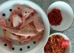 乳鸽汤的做法图解1