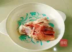 Illustration of how to make braised mutton and radish 1