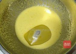 双色蛋卷的做法图解2
