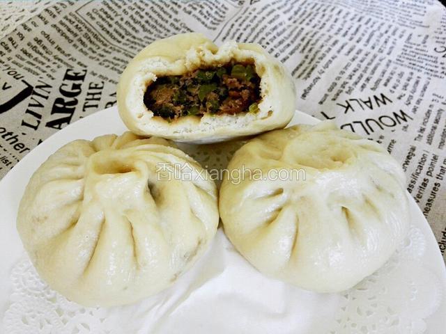 薄皮大馅豆角包子岀锅了，香喷喷的