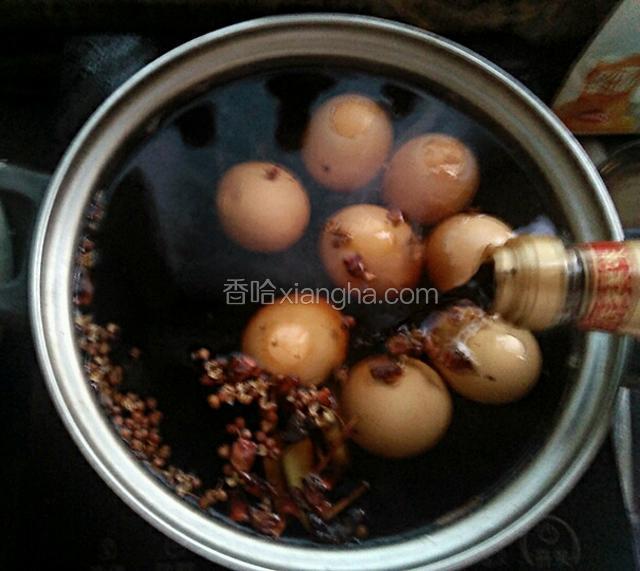 放入适量的酱油