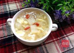 雪梨银耳百合汤的做法图解8