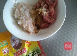 猪肉虾仁水饺的做法图解9