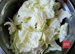 干煸包菜的做法图解2