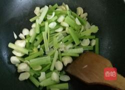 芹菜炒百合的做法图解5
