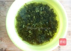 猪肉酸菜饺子的做法图解6