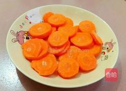 筒子骨玉米萝卜汤的做法图解3