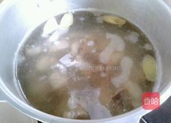 墨鱼猪肚排骨汤的做法图解5
