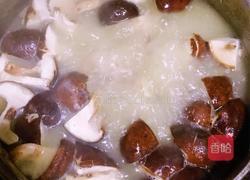 香菇炖鸡汤的做法图解9
