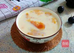 牛奶炖木瓜的做法图解6