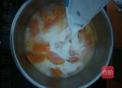 牛奶炖木瓜的做法图解4