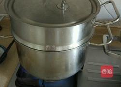 冰糖银耳炖燕窝的做法图解7