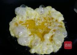 西瓜皮炒鸡蛋的做法图解4