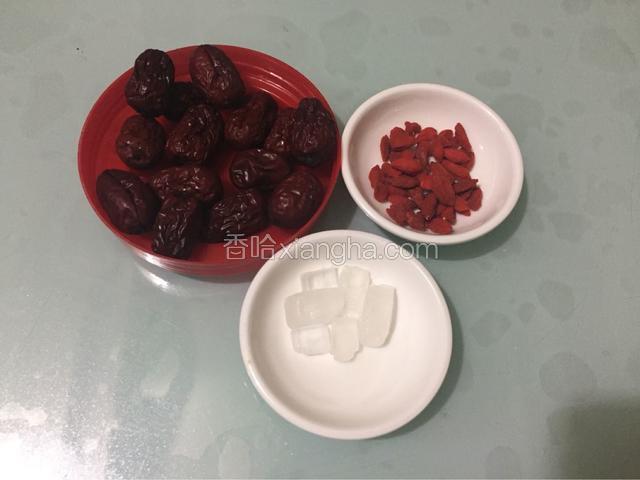 准备好所有的材料