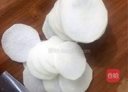 白萝卜炒肉的做法图解2