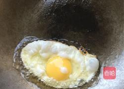 香煎荷包蛋的做法图解2