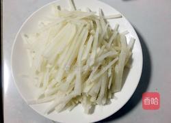 清脆白萝卜丝的做法图解3