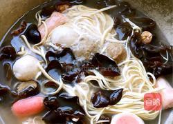 虾仁香菇鸡蛋面的做法图解6