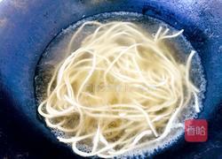 连汤面条的做法图解3