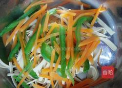 炝拌干豆腐丝的做法图解6