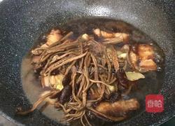 红烧肉炖蘑菇的做法图解6