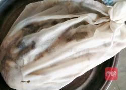 儿童鲫鱼粥的做法图解3