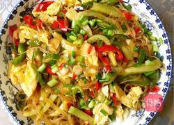 粉丝鸡蛋黄瓜的做法图解9