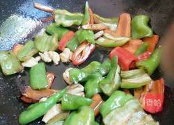 腊肉炒青椒的做法图解12