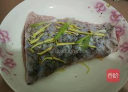 清蒸草鱼中段的做法图解3