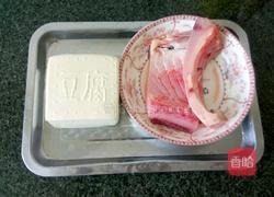 豆腐烧鱼块的做法图解1