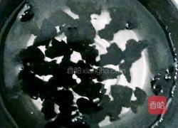 木耳洋葱的做法图解2