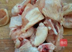 鸡块炖土豆的做法图解1