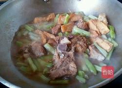 东北排骨炖豆角的做法图解10
