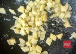 土豆炒鸡蛋的做法图解4