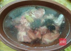 生地排骨汤的做法图解3