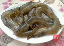 番茄虾的做法图解1