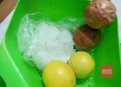 柠檬百香果的做法图解1