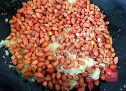 盐爆花生米的做法图解5