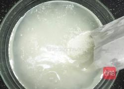 椰汁千层糕的做法图解2