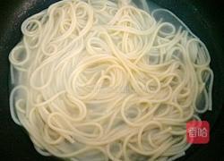 奶油培根意大利面的做法图解7