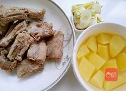 土豆炖排骨的做法图解3
