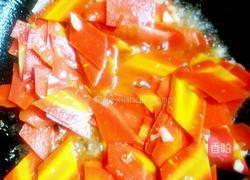 胡萝卜炒肉的做法图解13